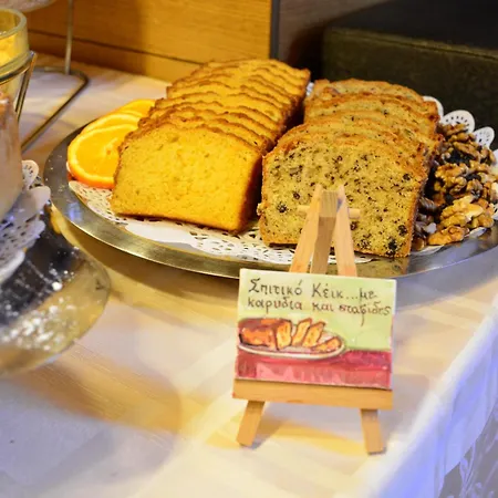 Mavraganeiko בית הארחה Synikia Mesi Trikalon