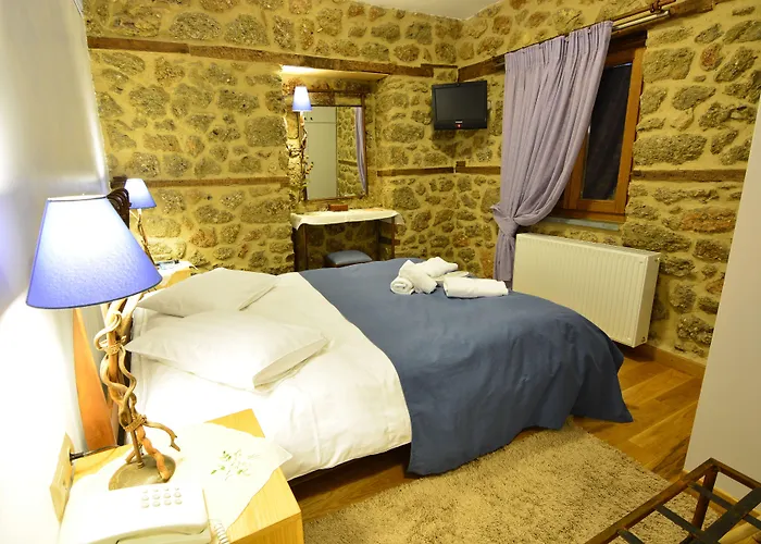 Mavraganeiko בית הארחה Synikia Mesi Trikalon