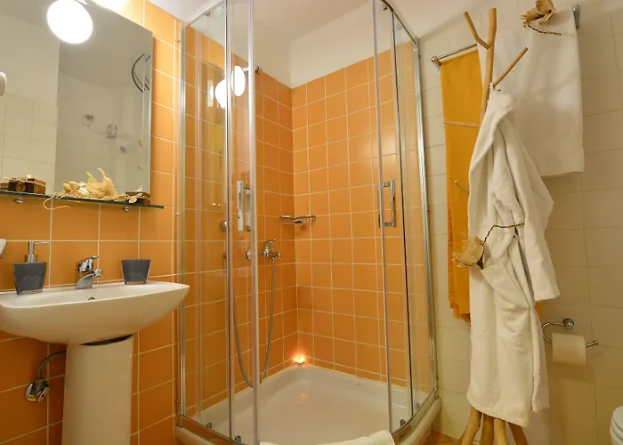 Mavraganeiko 塞尼梅西奇卡罗